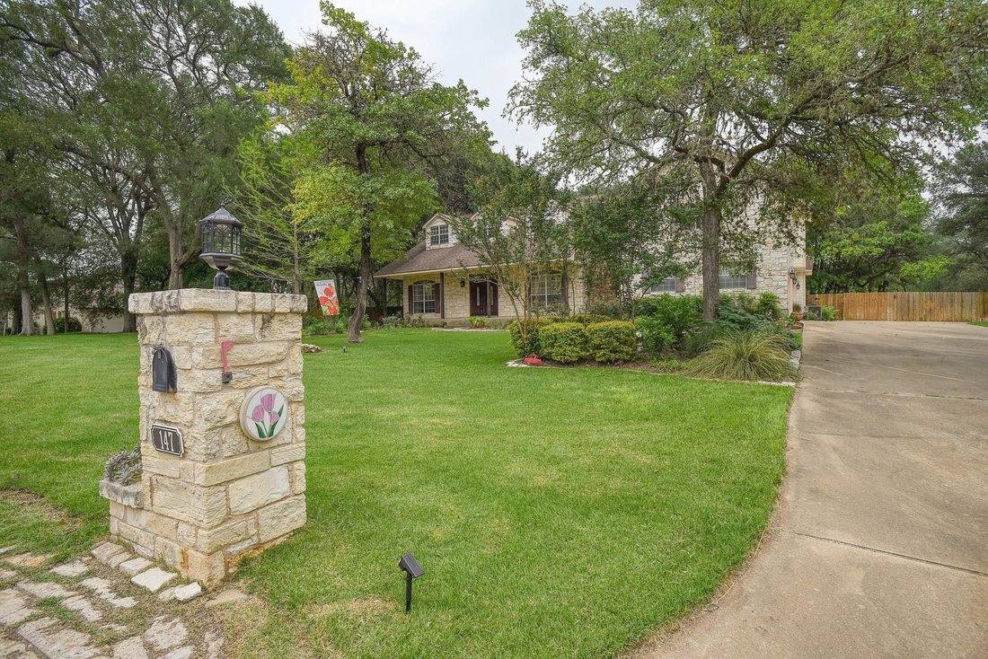 House in Bastrop, Texas, United States 4 - 17812632