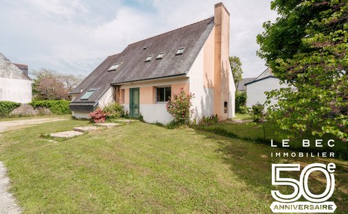House in Arradon, Brittany, France 1