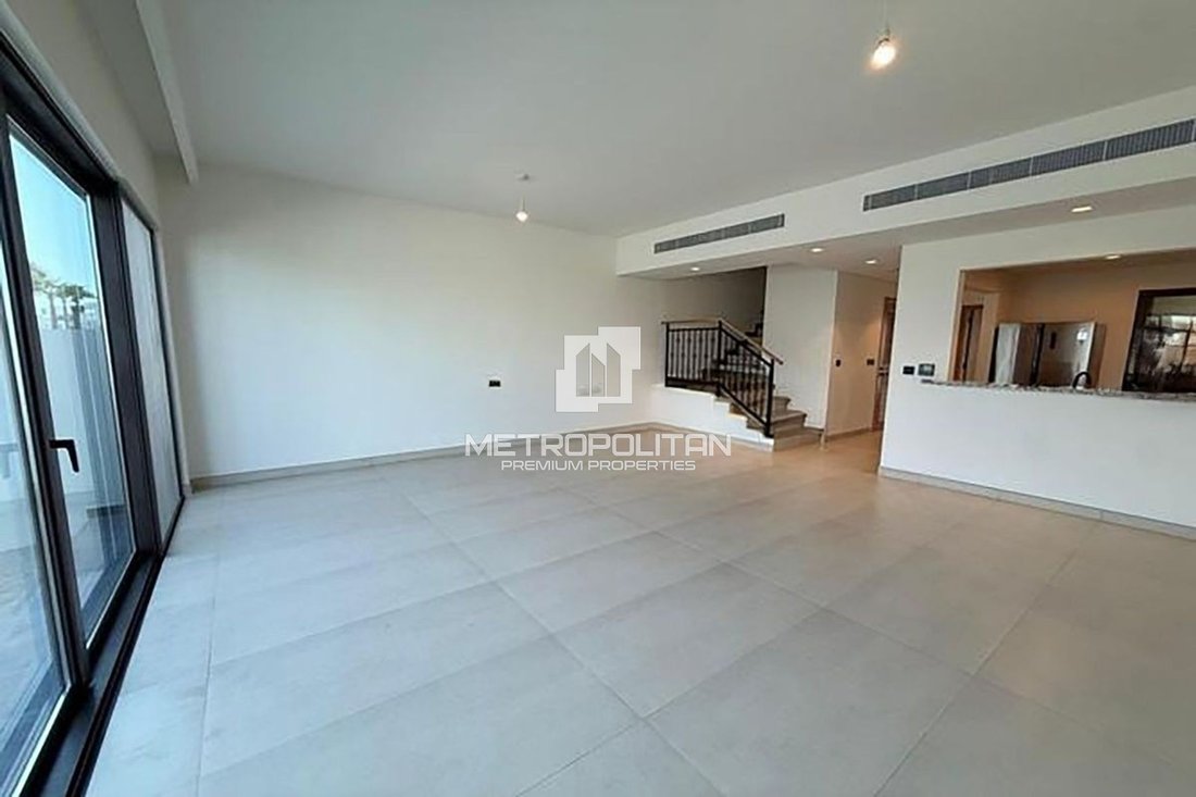 Townhouse in Al Hebiah 5, Al Hebiah, Dubai 2 - 17810671