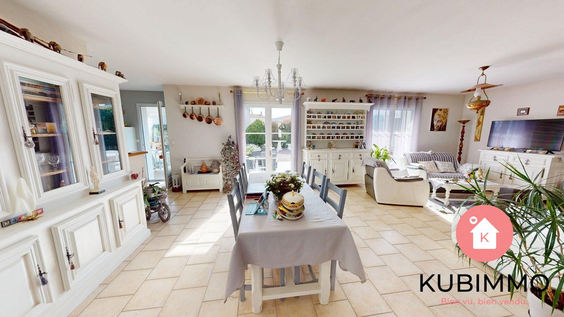 House in Jard-sur-Mer, Pays de la Loire, France 3 - 17393172
