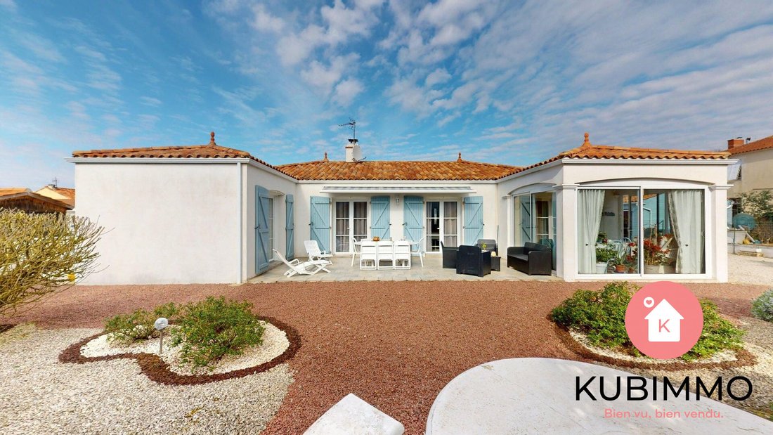 House in Jard-sur-Mer, Pays de la Loire, France 2 - 17393172