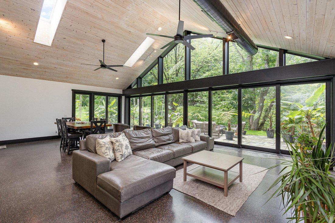House in Plymouth, Minnesota, United States 3 - 17427264