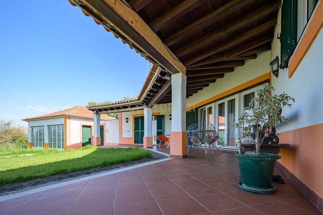 Villa in Romeira e Varzea, Santarem District, Portugal 2 - 15640834