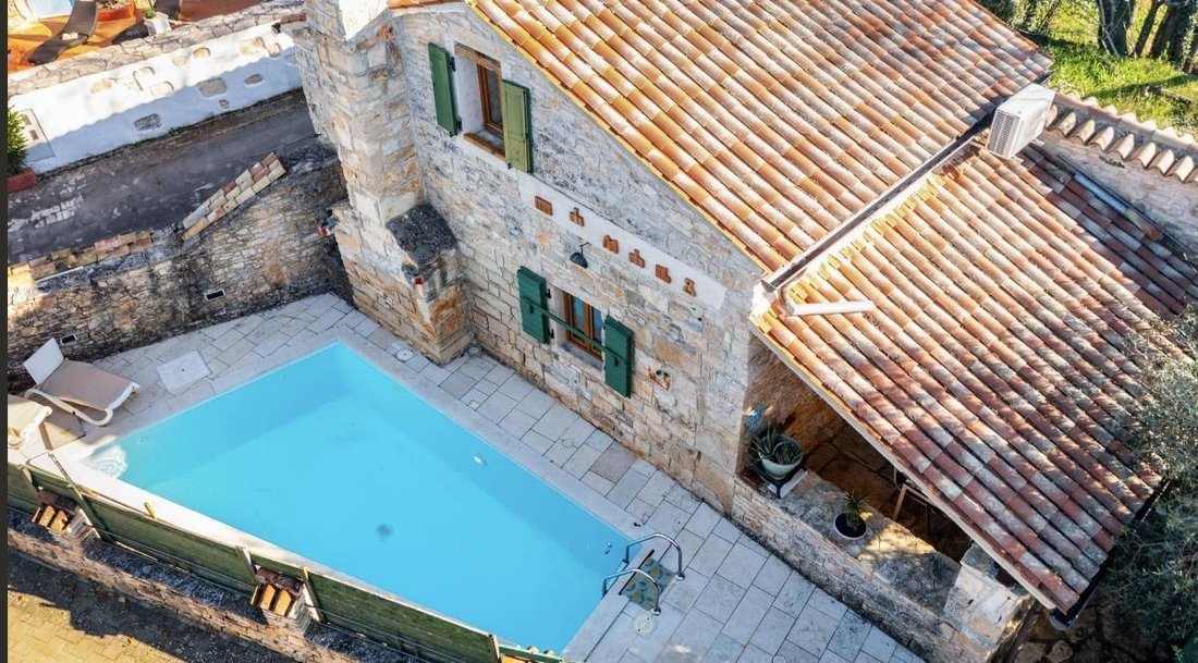 Villa in Svetvincenat, Istria County, Croatia 2 - 17814713