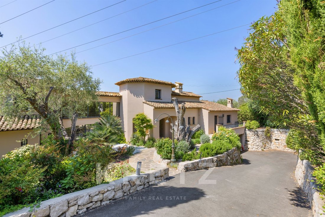 House in Mougins, Provence-Alpes-Côte d'Azur, France 3 - 17814480