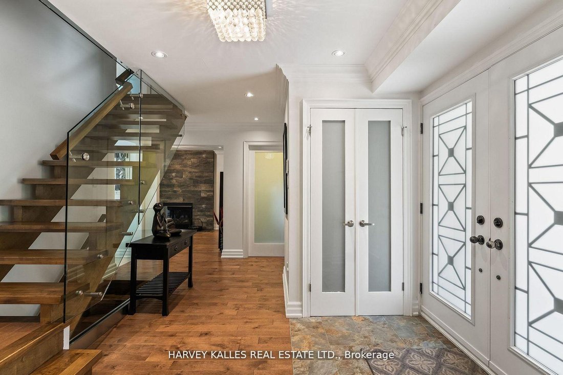 House in Mississauga, Ontario, Canada 4 - 17815357