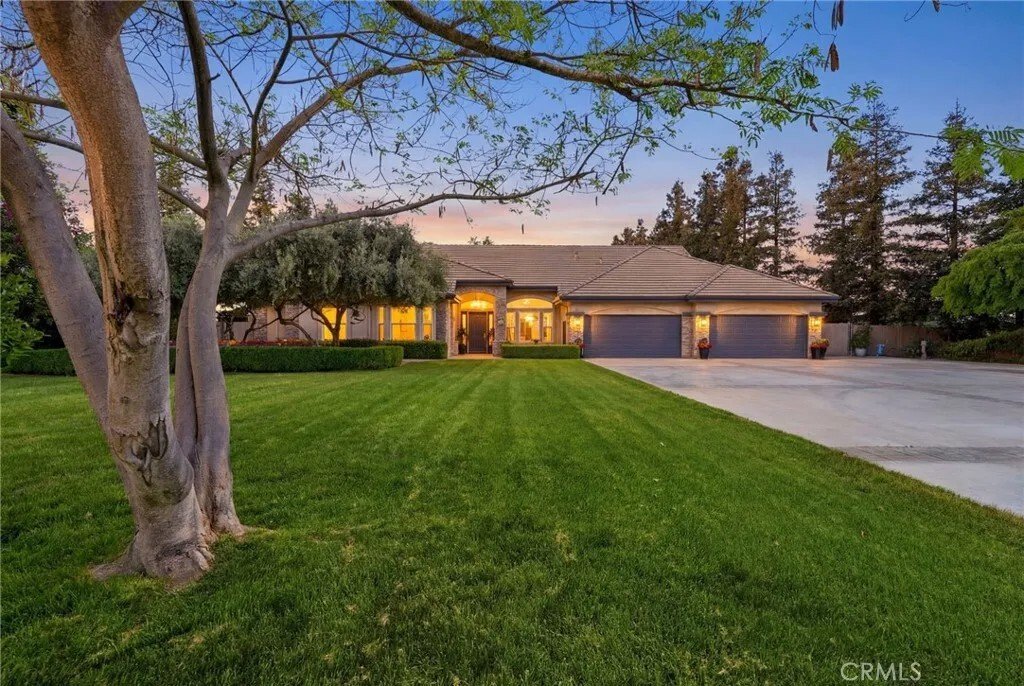 House in Dinuba, California, United States 1 - 17372742
