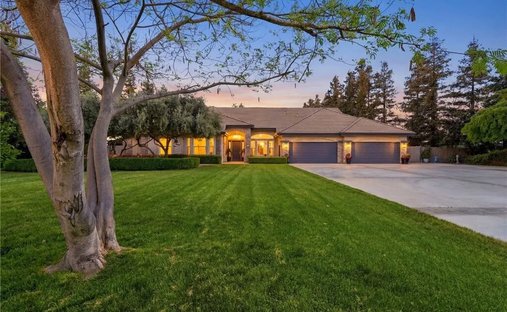 House in Dinuba, California, United States 1