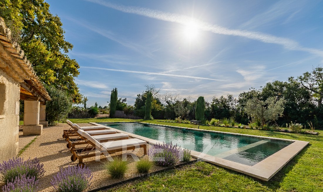 Country House in Saint-Rémy-de-Provence, Provence-Alpes-Côte d'Azur, France 5 - 16543469