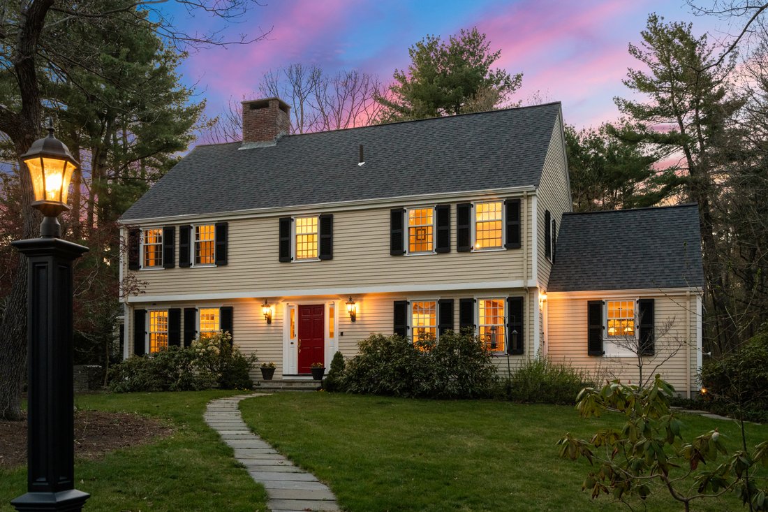 House in Weston, Massachusetts, United States 1 - 17810939