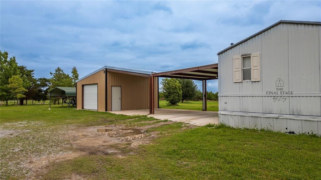 House in Celeste, Texas, United States 3 - 17813875