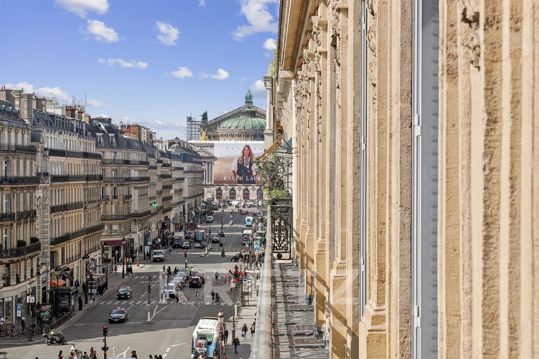 Apartment in Palais Royal, Paris 1er Arrondissement, Paris 1 - 15241226