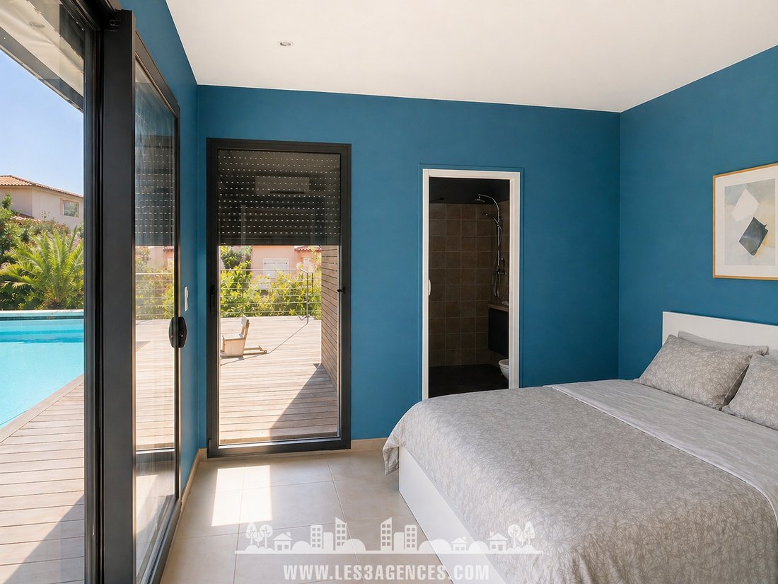 Villa in Ouest, Cogolin, France 5 - 15983950