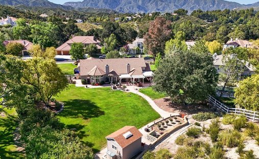 House in Santa Clarita, California, United States 1