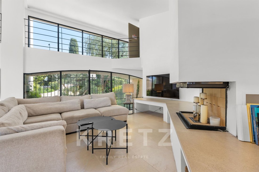 House in Mougins, Provence-Alpes-Côte d'Azur, France 4 - 17814480
