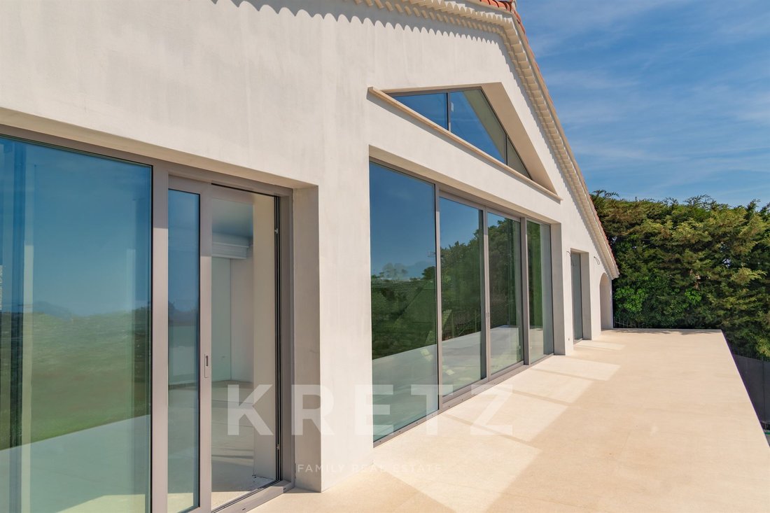 House in Mougins, Provence-Alpes-Côte d'Azur, France 4 - 17814486