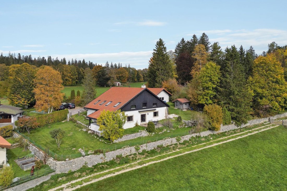 House in La Chaux-du-Milieu, Neuchâtel, Switzerland 2 - 17815348