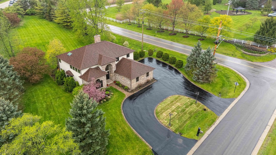 House in Long Grove, Illinois, United States 4 - 17814753