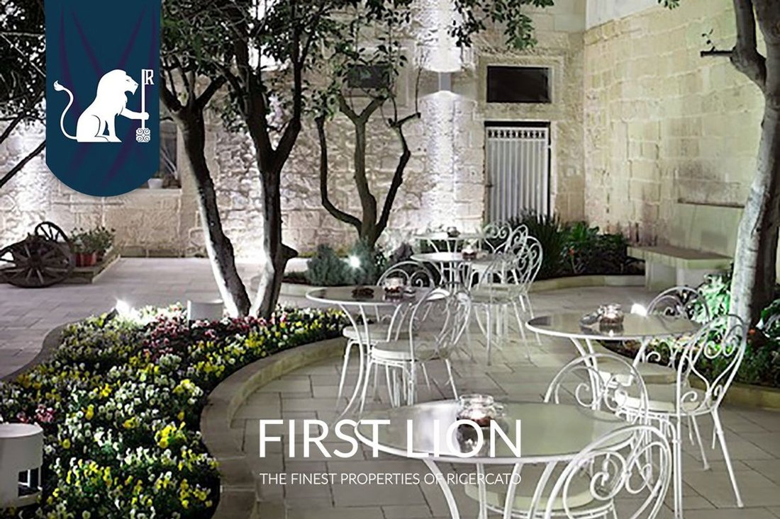 Villa in Historic Center, Lecce, Apulia 4 - 17815301