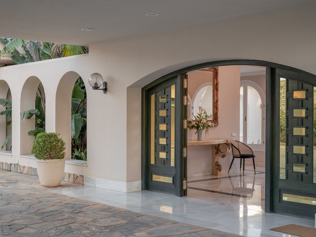 Villa in Rio Real, Marbella, Andalusia 5 - 17813133