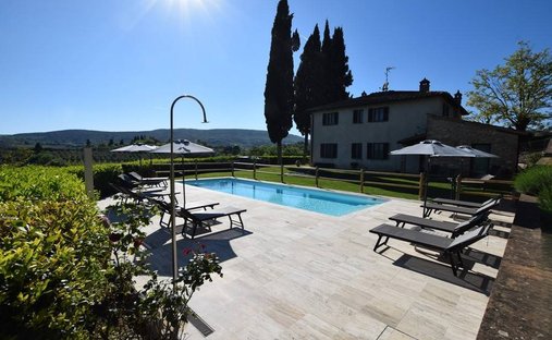 Country House in San Gimignano, Tuscany, Italy 1