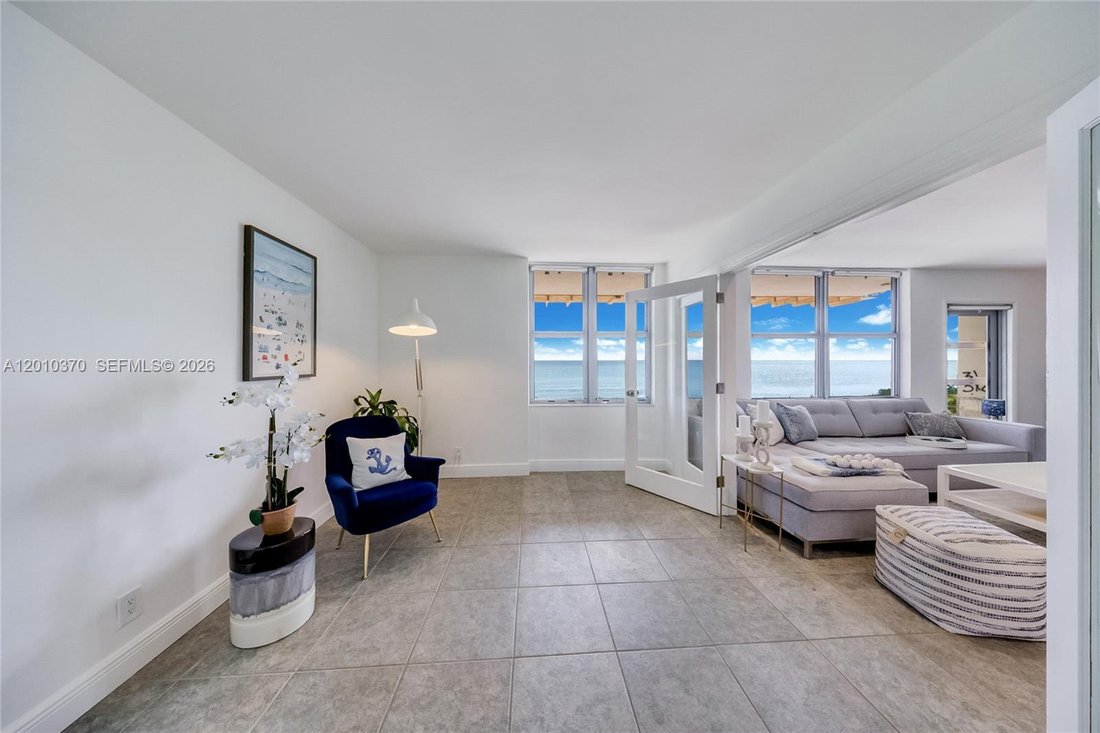 Condo in Bal Harbour, Florida, United States 5 - 17812258
