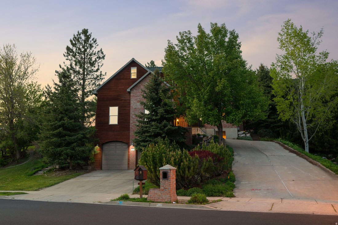 Layton, Utah, United States 1 - 17811503