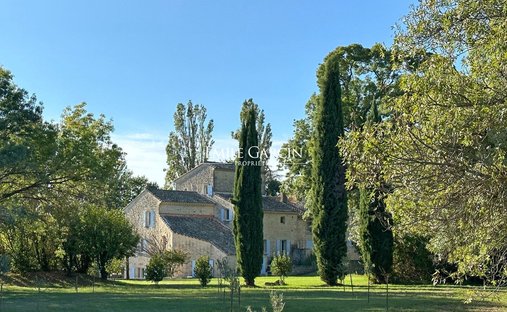 Villa à Grignan, Auvergne-Rhône-Alpes, France 1