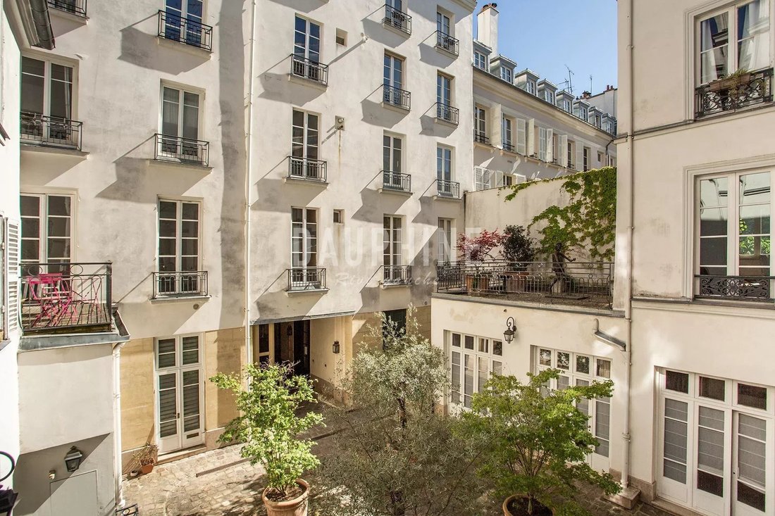 Apartment in Paris 1er Arrondissement, Paris, France 5 - 17814508