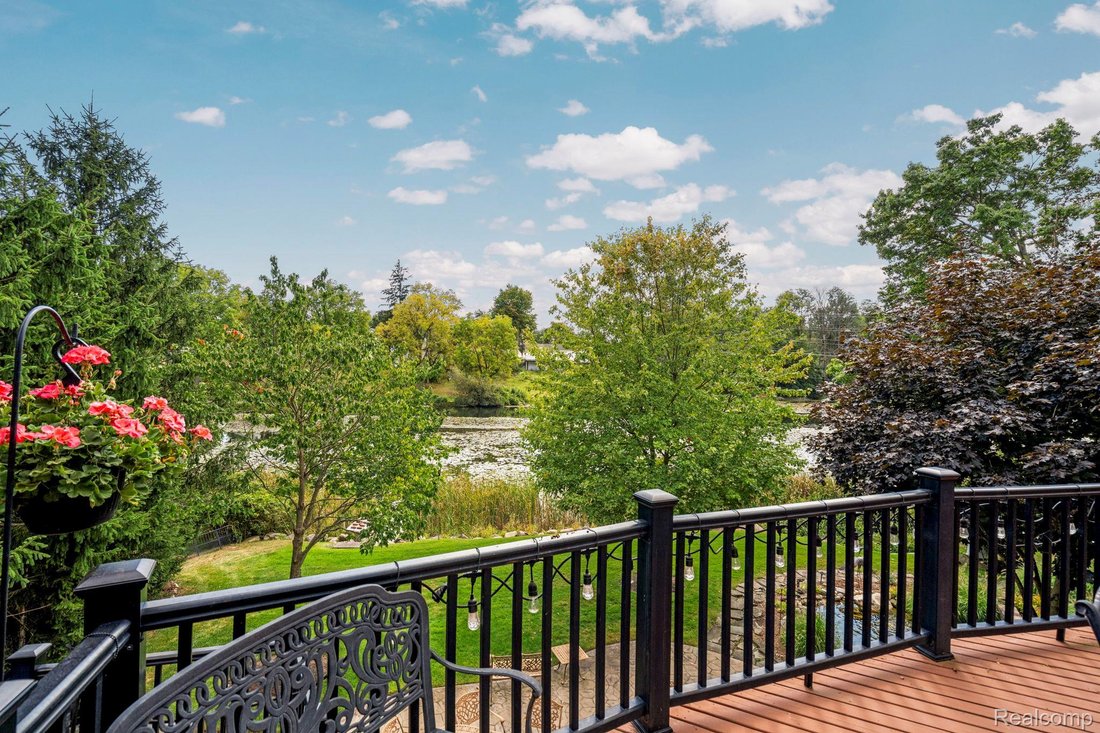 House in Milford Charter Township, Michigan, United States 3 - 17814718