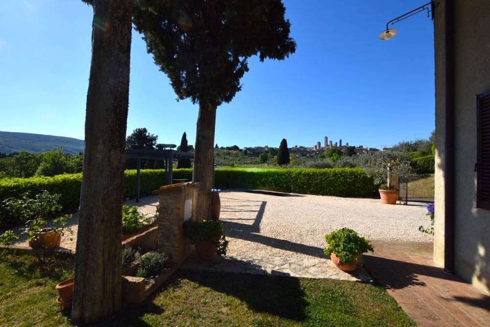 Country House in San Gimignano, Tuscany, Italy 4 - 17815298