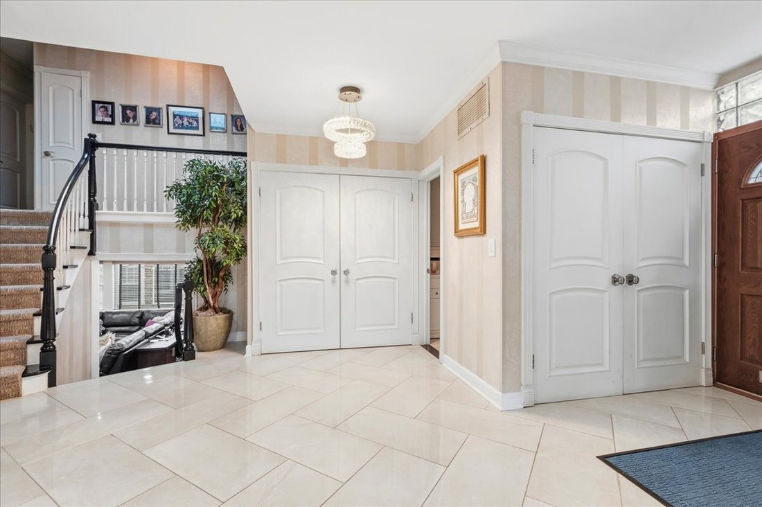 House in Chicago, Illinois, United States 3 - 17815478