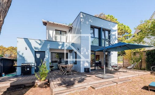 Villa in Escoublac, La Baule-Escoublac, France 1