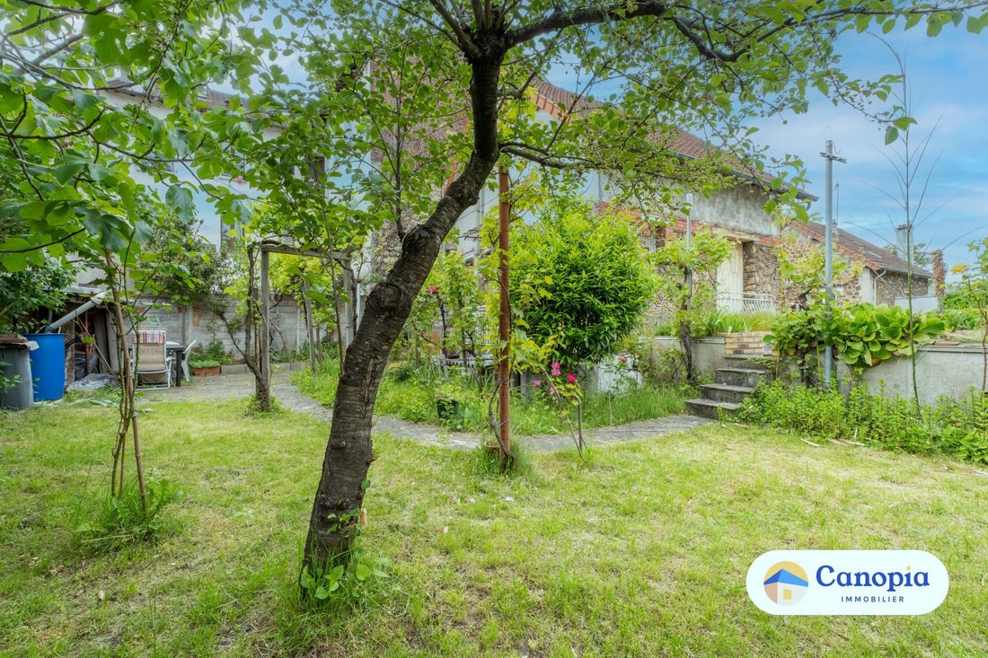 House in Jules Ferry, Arcueil, France 2 - 12872232
