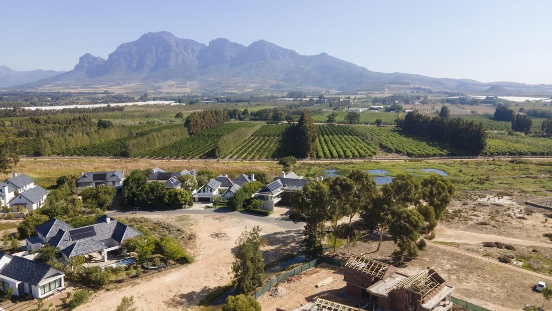 Land in Pearl Valley Golf Estate and Spa, Western Cape, South Africa 2 - 17814432