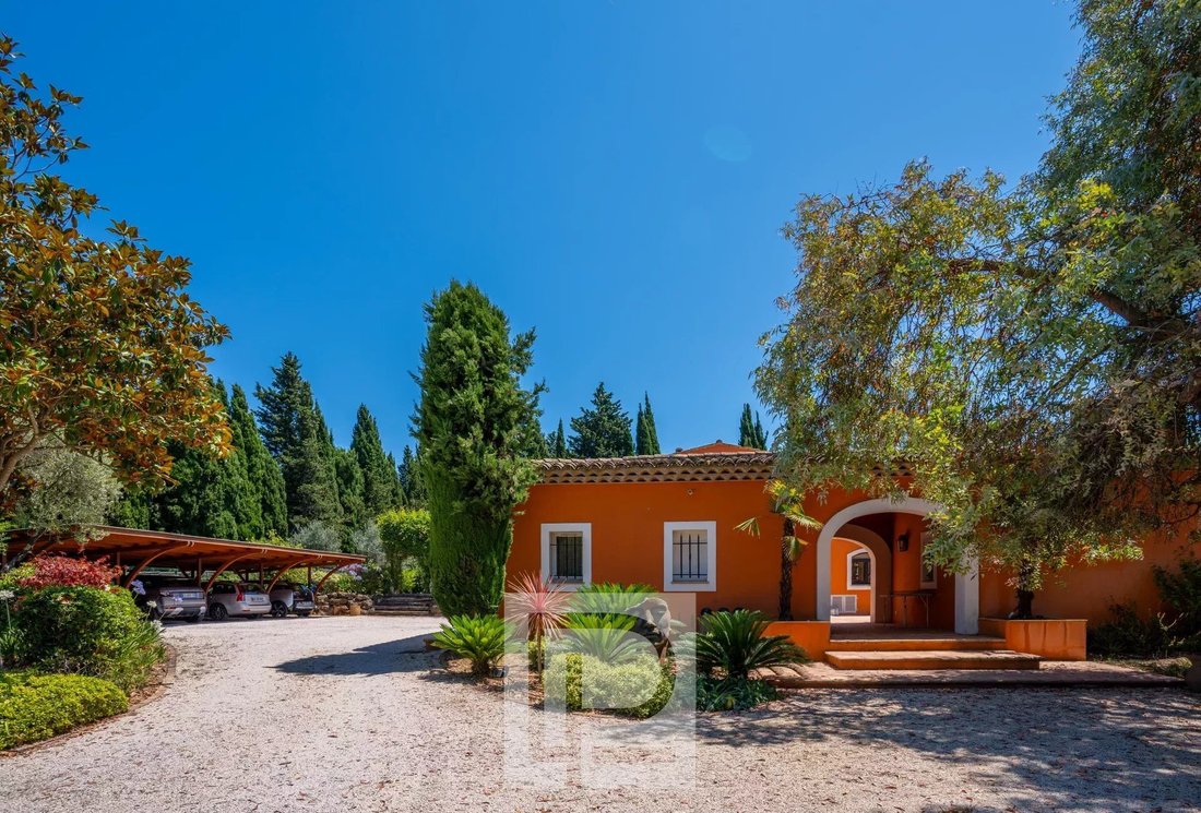 Anwesen in Mougins, Provence-Alpes-Côte d'Azur, Frankreich 3 - 16661319