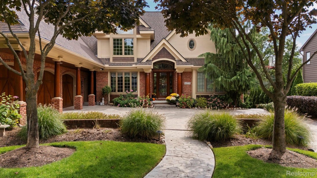 House in Milford Charter Township, Michigan, United States 1 - 17814718