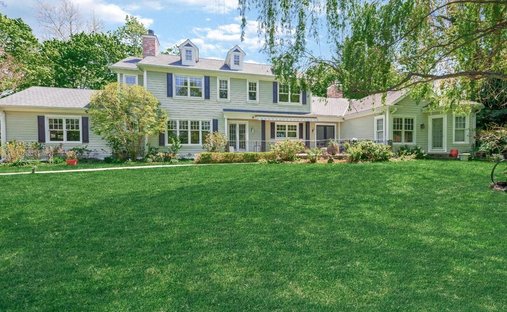 House in Roslyn Estates, New York, United States 1