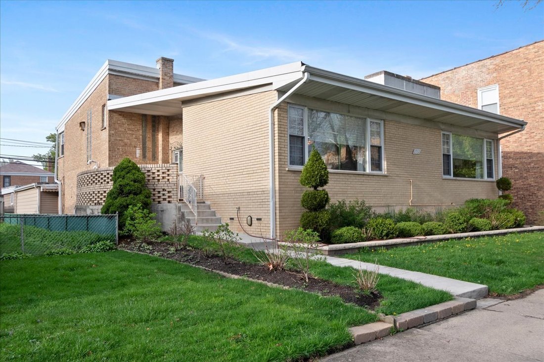 House in Chicago, Illinois, United States 1 - 17815478