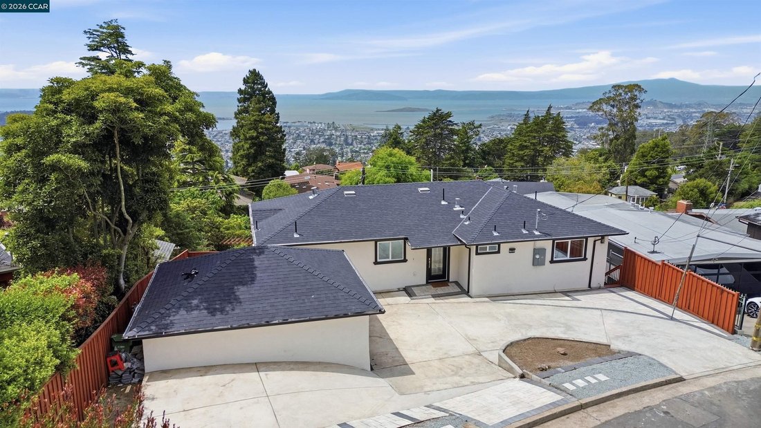House in El Cerrito, California, United States 5 - 17812191