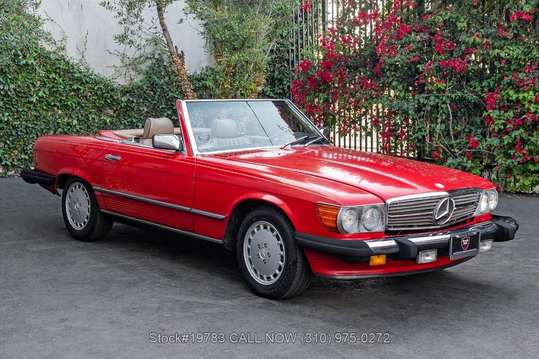 Mercedes-Benz 560SL in Los Angeles, CA 3 - 17810728