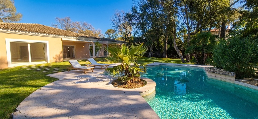 Villa in Le Dramont-Agay-Anthéor-Le Trayas, Saint-Raphaël, France 5 - 17812888