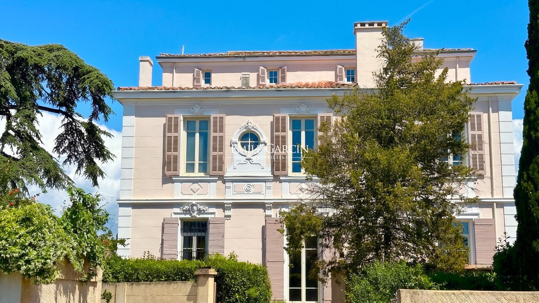 Villa in Saint Julien, Marseille, Provence-Alpes-Côte d'Azur 1 - 15955386