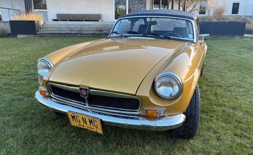 MG B in Calverton, NY, United States 1