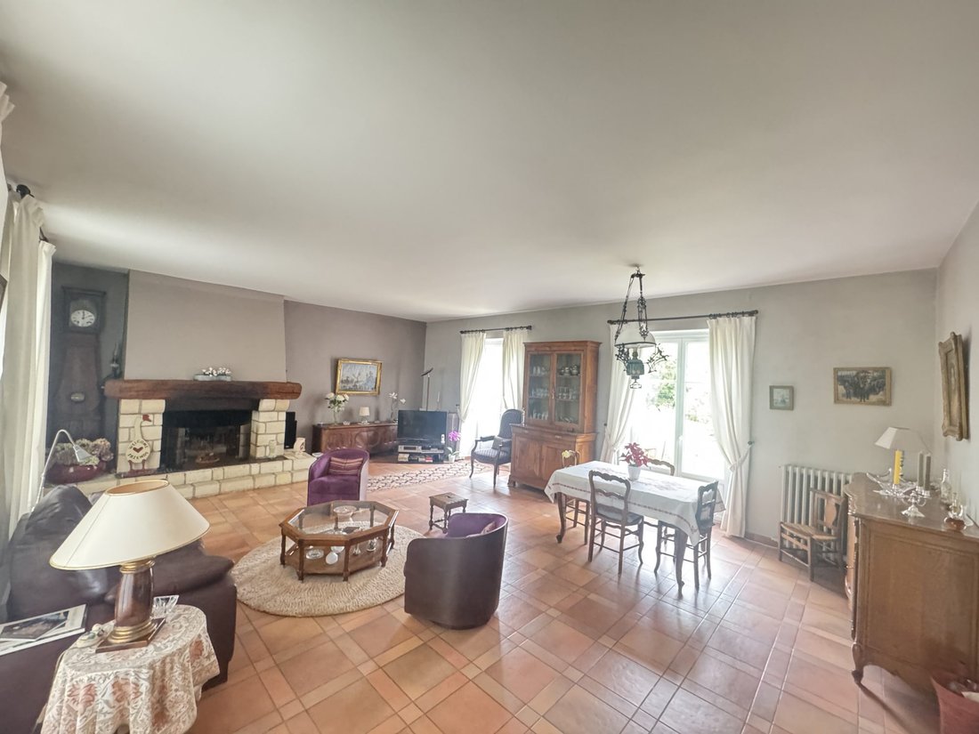 Maison à Toussus-le-Noble, Île-de-France, France 3 - 17815463
