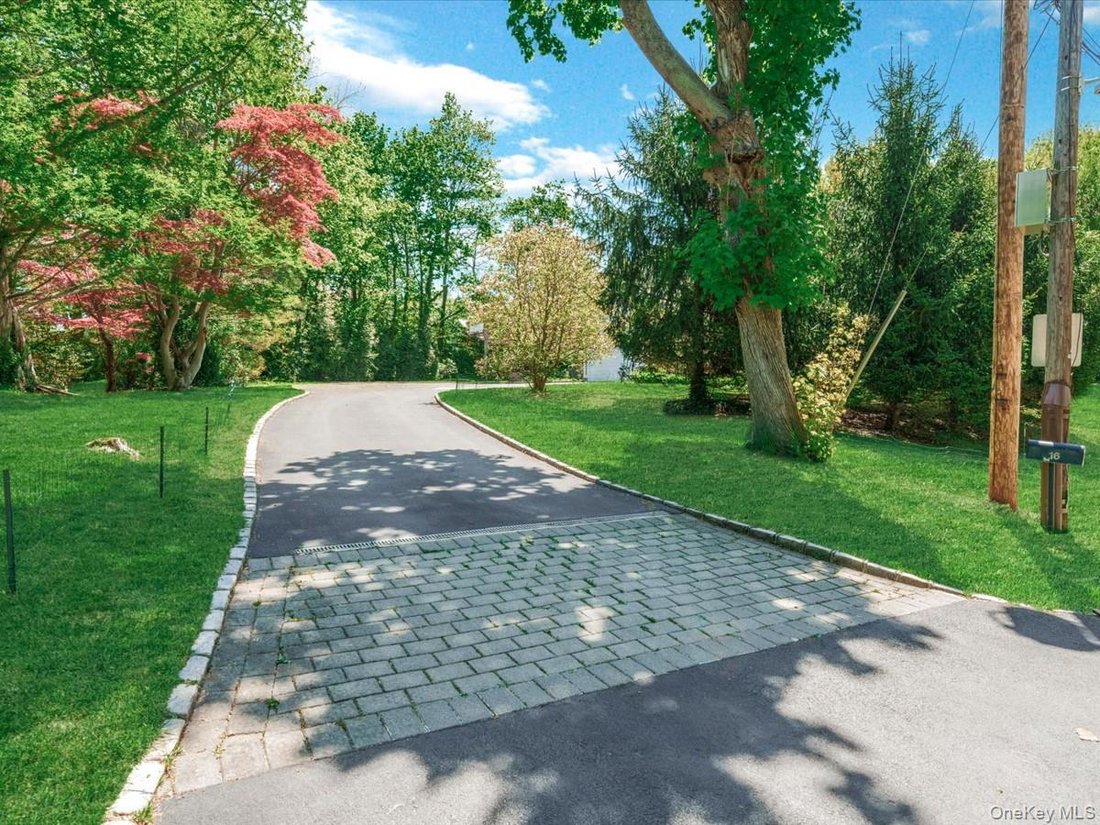 House in Roslyn Estates, New York, United States 3 - 17813250