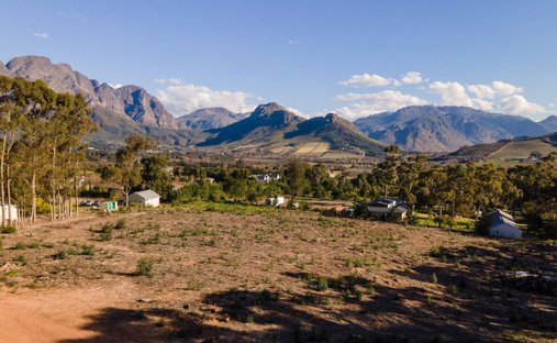 Land in Franschhoek, Western Cape, South Africa 1
