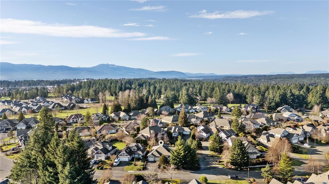 House in Courtenay, British Columbia, Canada 4 - 17814354