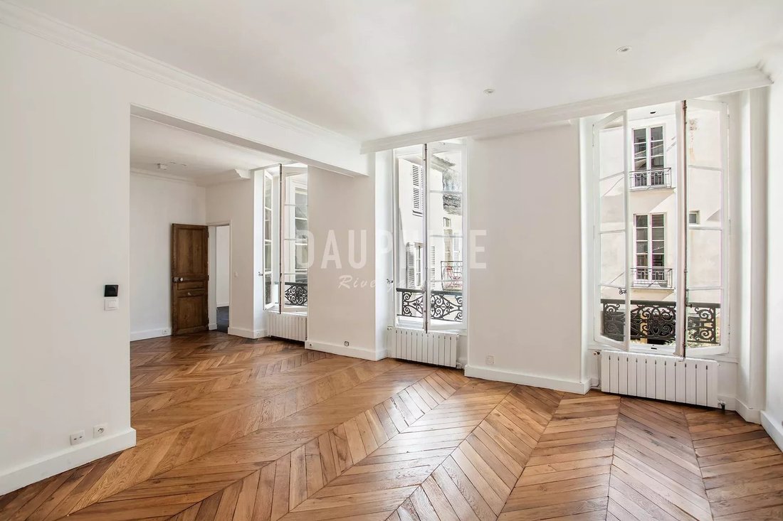 Apartment in Paris 1er Arrondissement, Paris, France 1 - 17814508