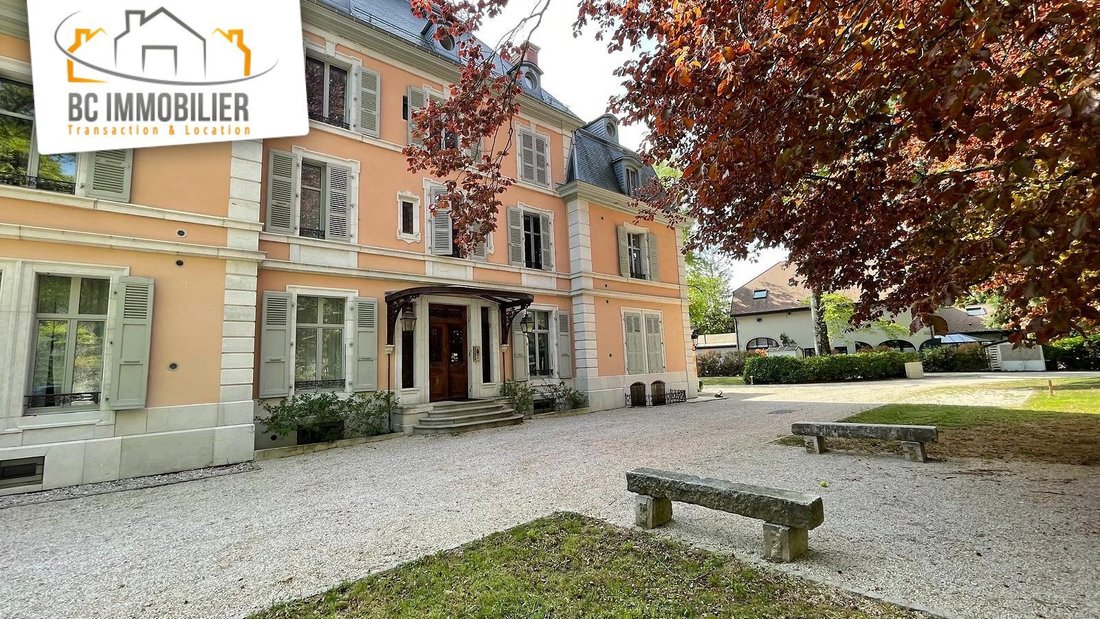 Apartment in Chevry, Auvergne-Rhône-Alpes, France 2 - 17815502
